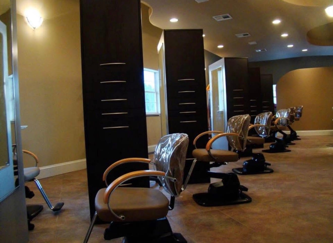 Twisted Scissors Salon, photo 2