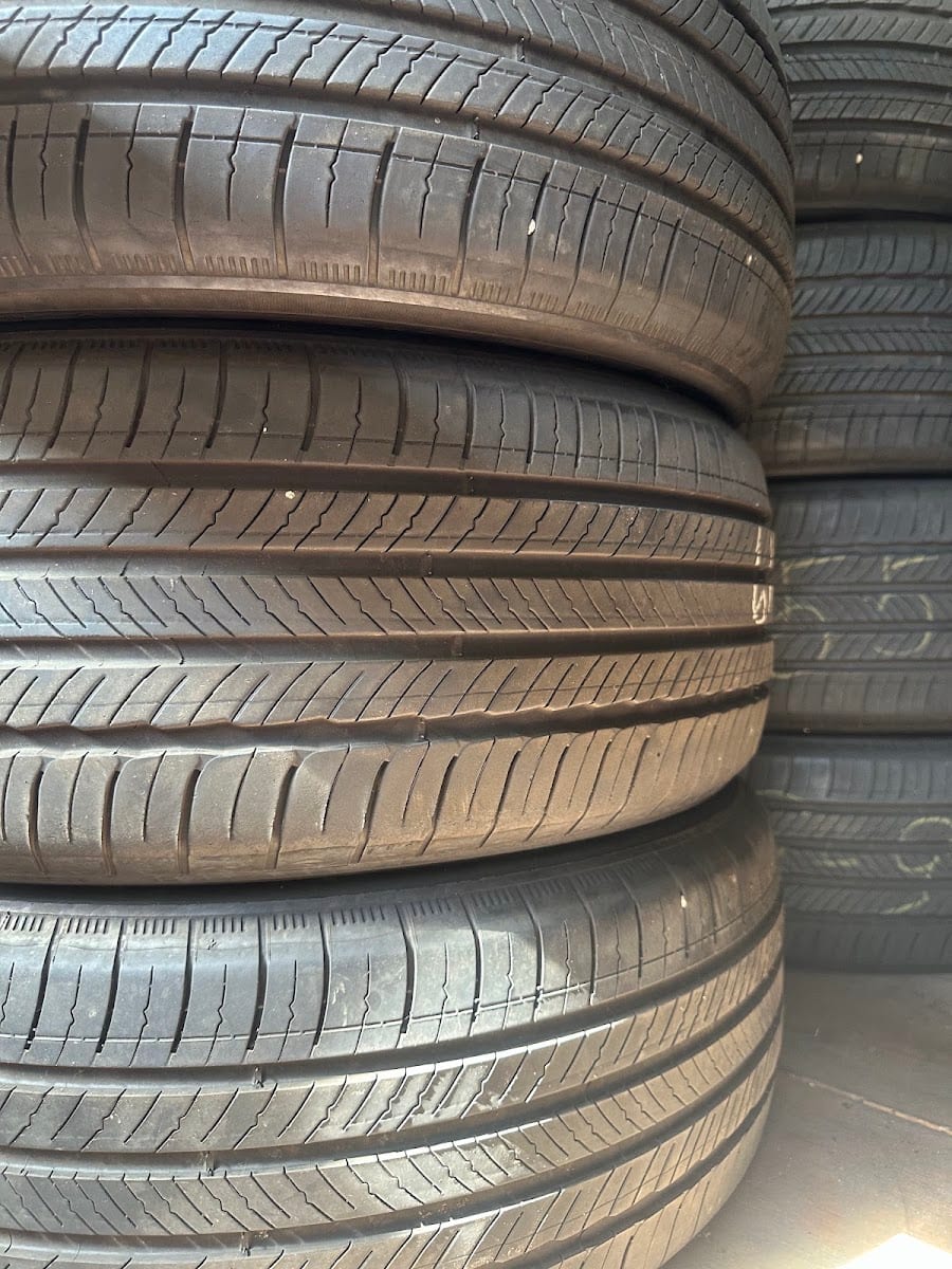 BT Tires, photo 3