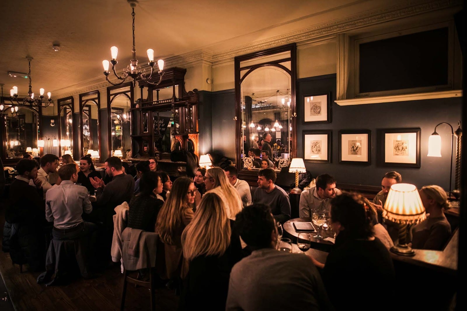 Punch Tavern, photo 2