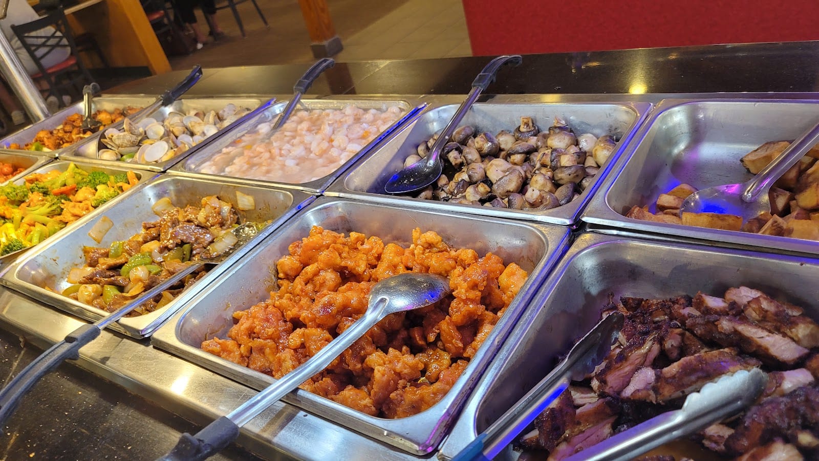 Orange Buffet, photo 3