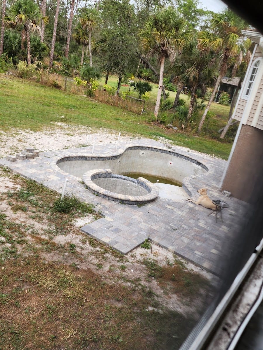 Grant Pools, photo 2