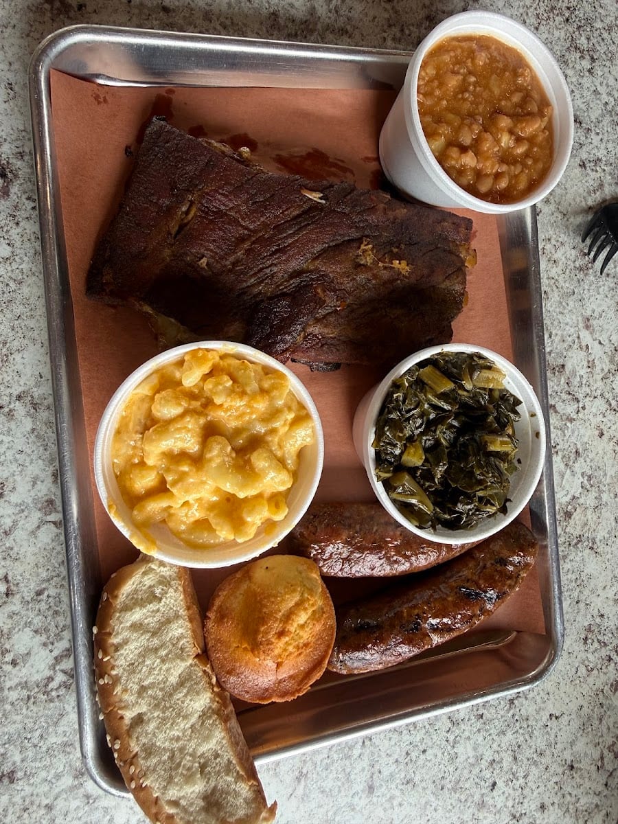 Circle M Barbecue, photo 4