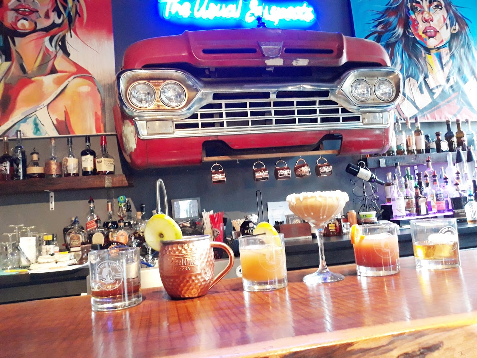 The Usual Suspects Cigar Bar, photo 4