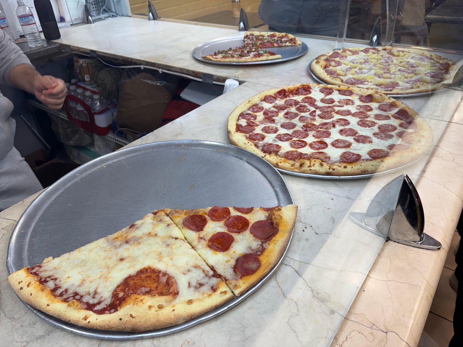 Paris Pizza & Grill