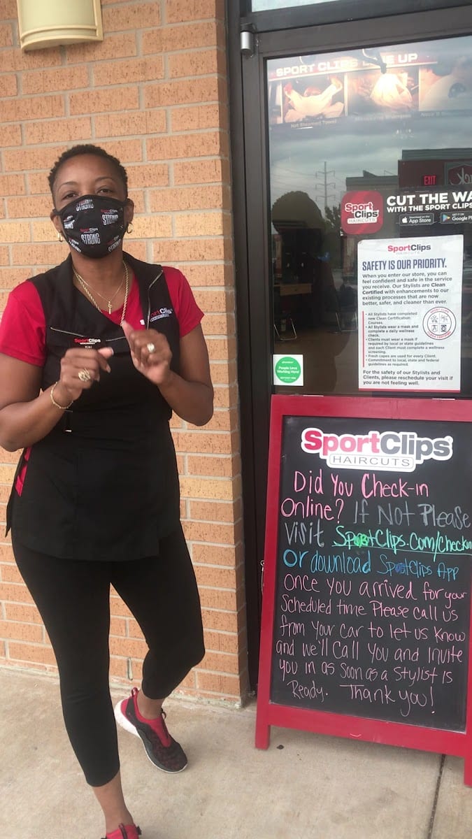 Sport Clips Haircuts of Boca Park, photo 4