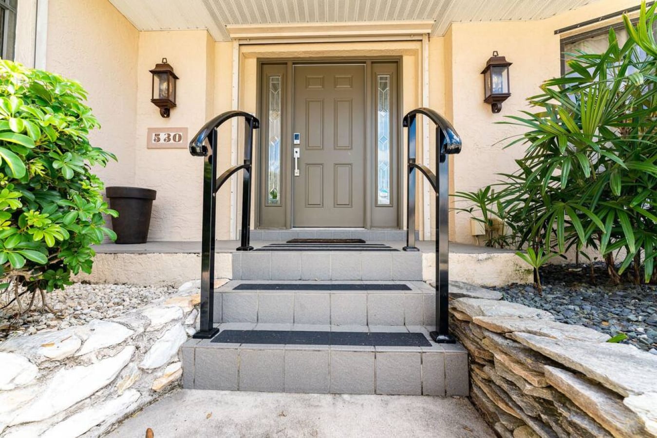 NOVA Vacation Rentals- Villa Tropical