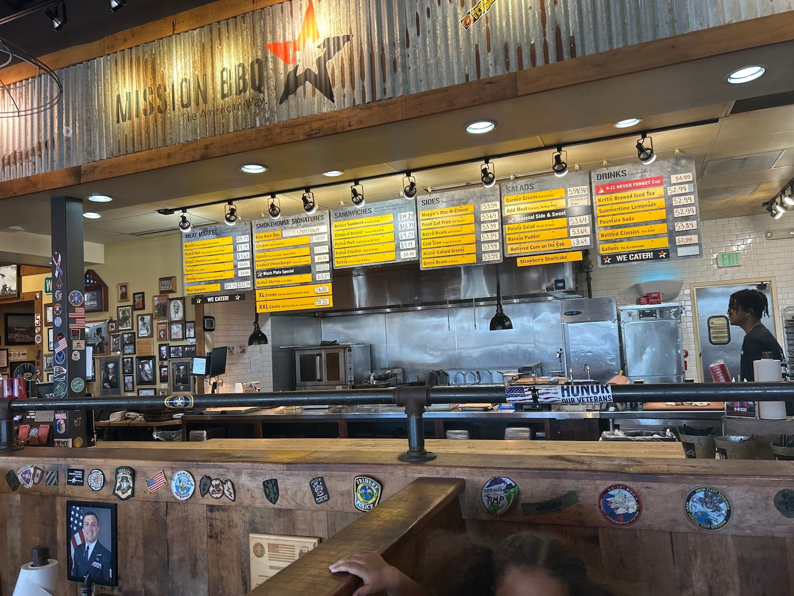 MISSION BBQ, photo 3
