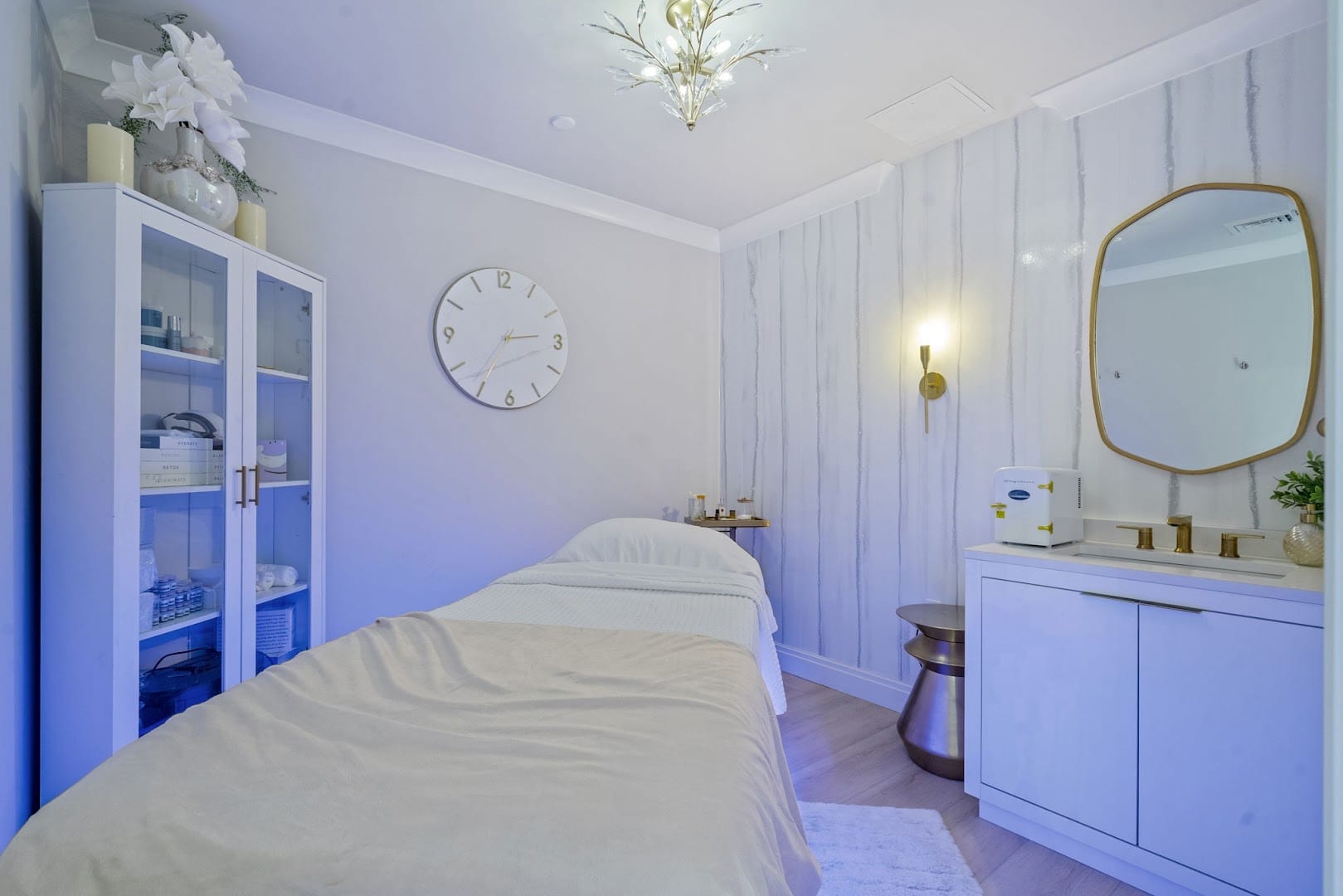 Luxe Salon And Spa at The Adelphi, photo 3