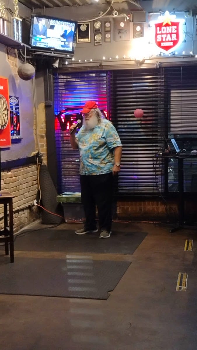 Dusty's Bar & Grill, photo 3
