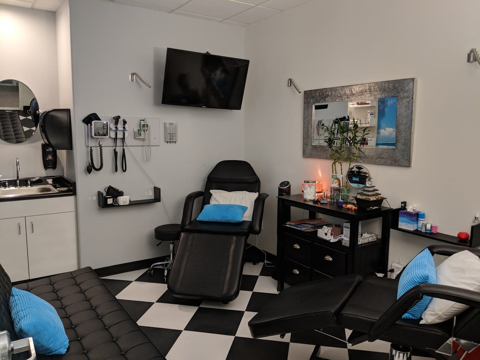 Holistic Urgent Care + Primary Care, photo 3