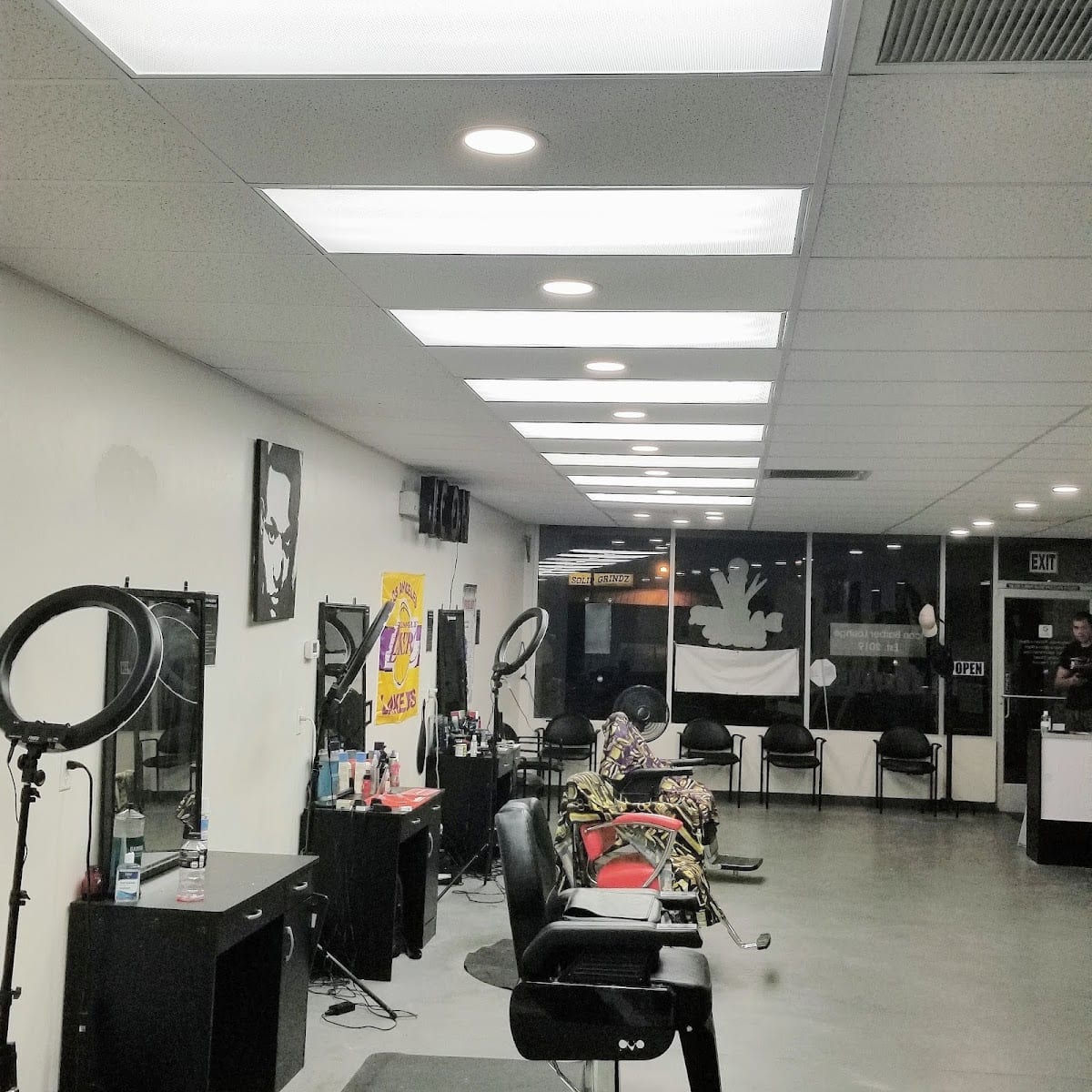 ICON Barber Lounge, photo 4