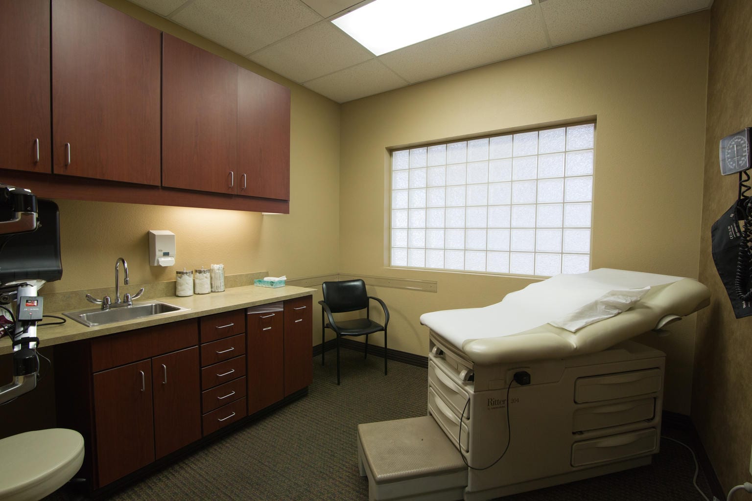 Covenant Medical Group Family Healthcare - 82nd, photo 3