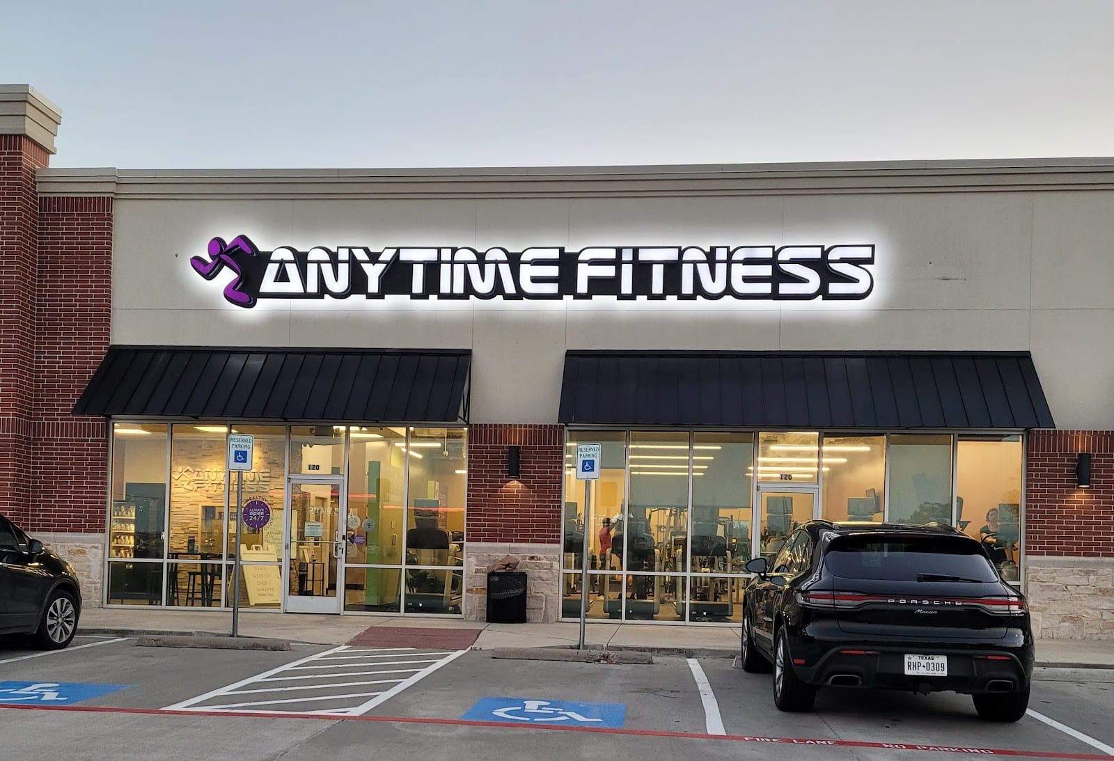 Anytime Fitness, photo 3