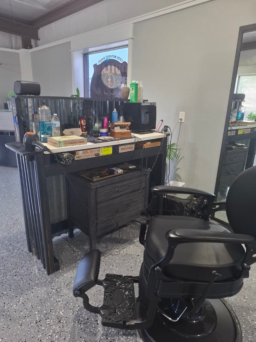 Outlaw Barbers