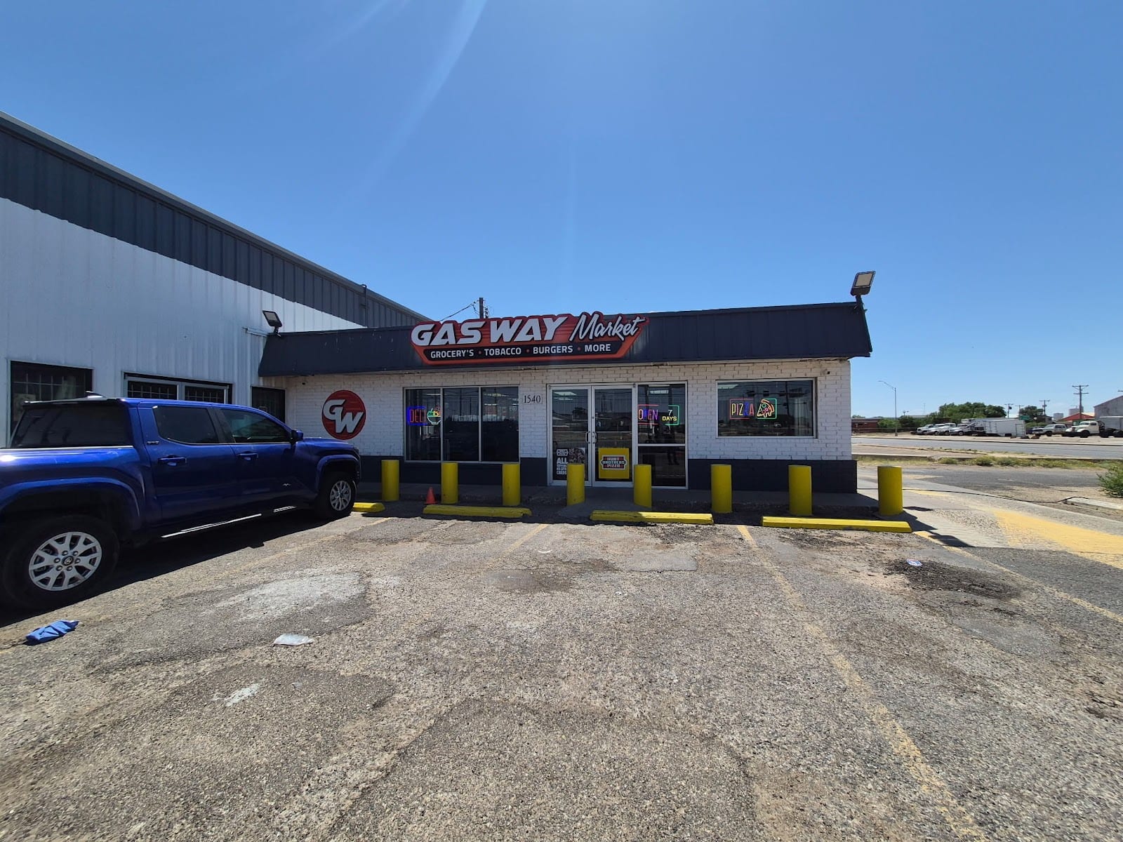 Gas Way Market, photo 3