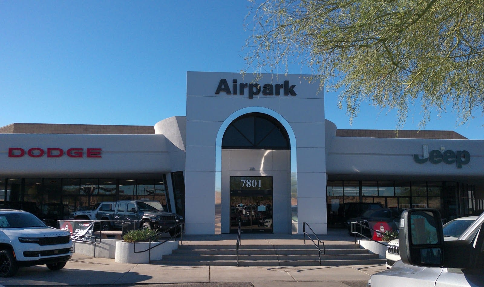 Airpark Dodge Chrysler Jeep Ram Service, photo 2