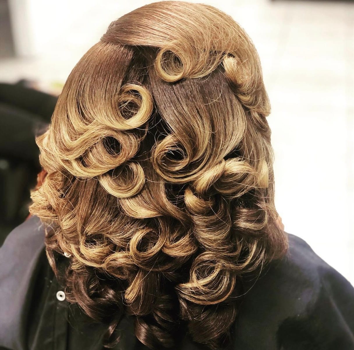 Curlington Salon LLC