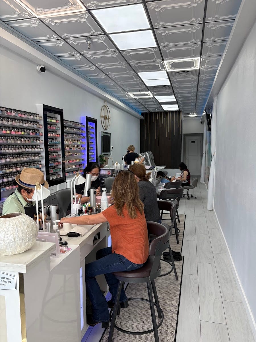 WoW Nail Studio, photo 2