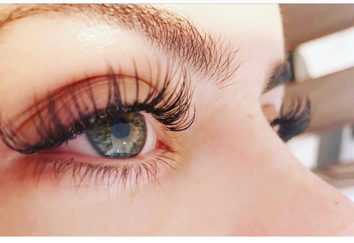 Deka Lash, photo 2