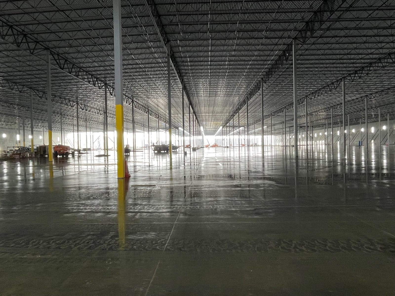 G-10 Construction, photo 2