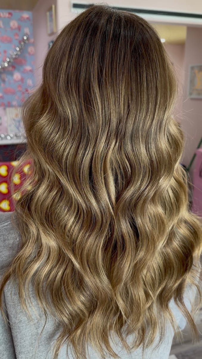 Painted Manes Salon, photo 4