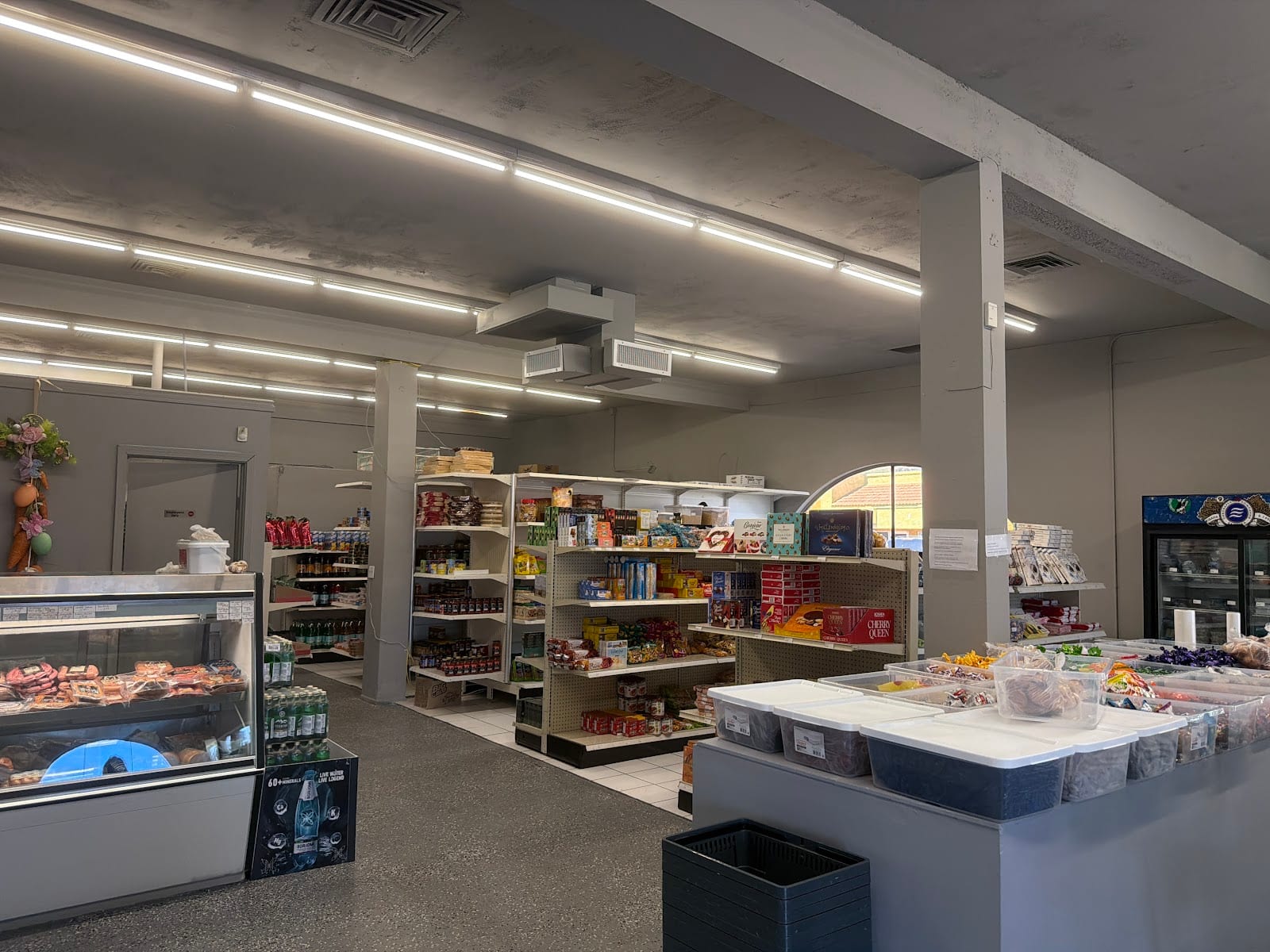 European Market & Deli, photo 2