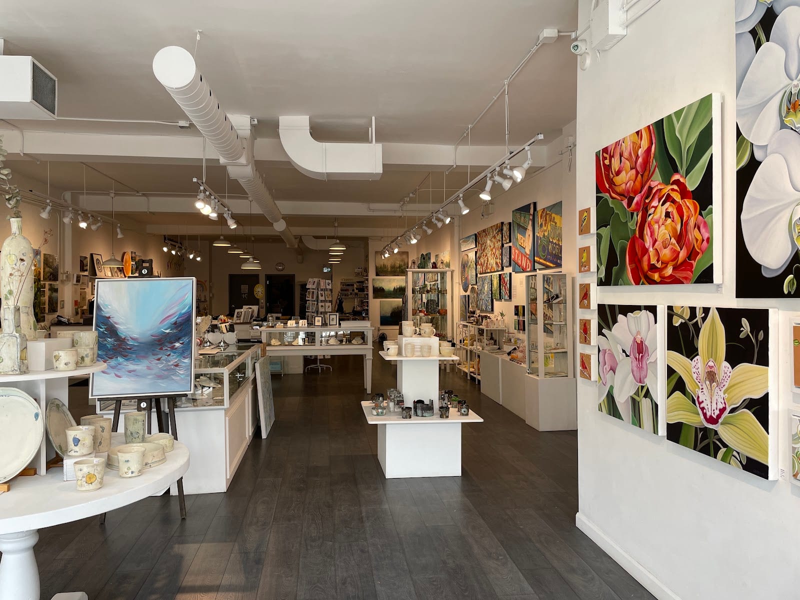 Blue Crow Gallery, photo 2