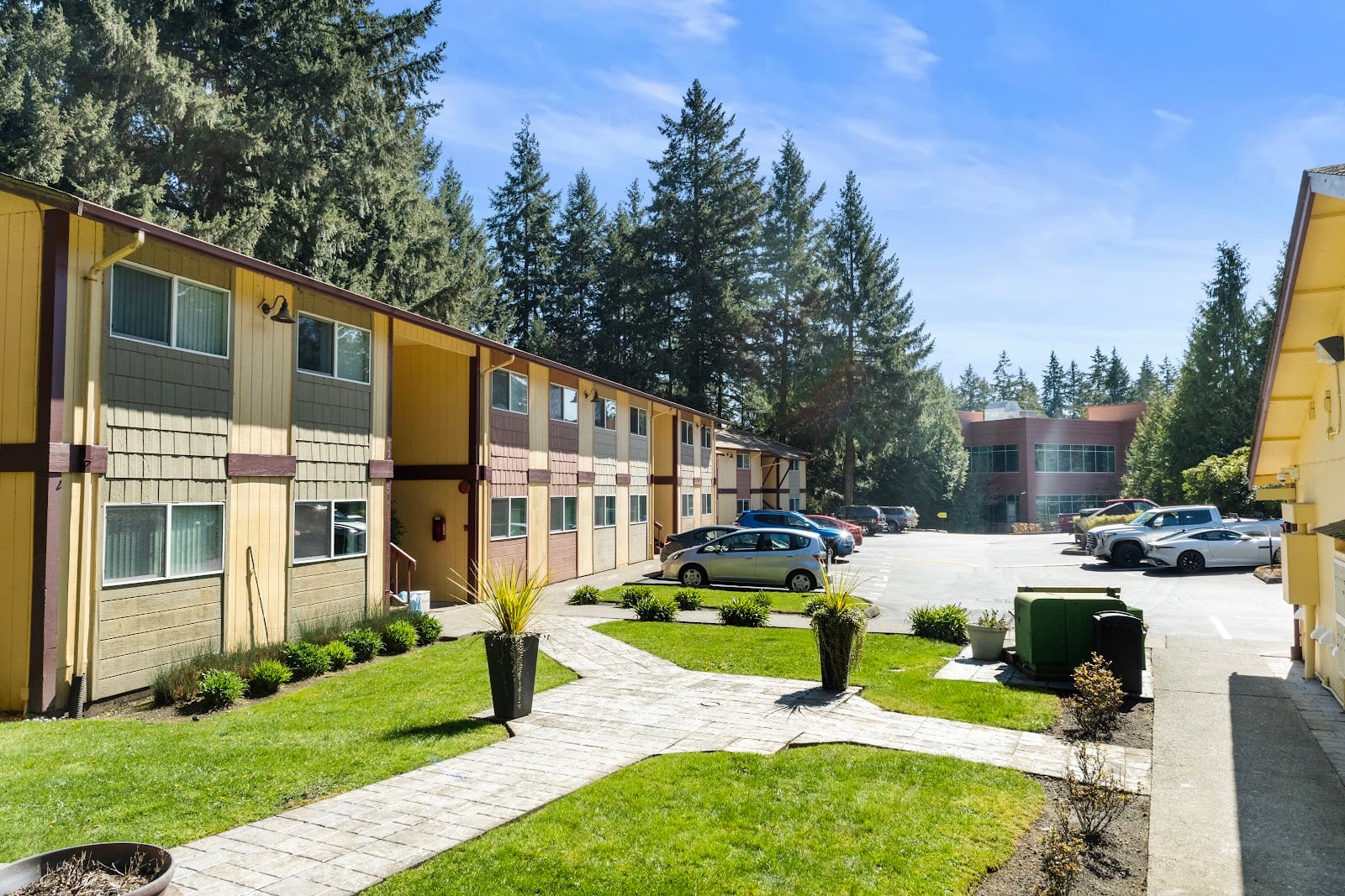 The Ridge Apartments, photo 2