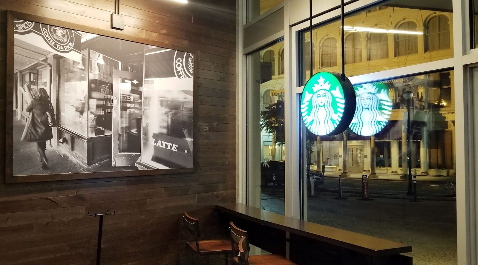 Starbucks, photo 2