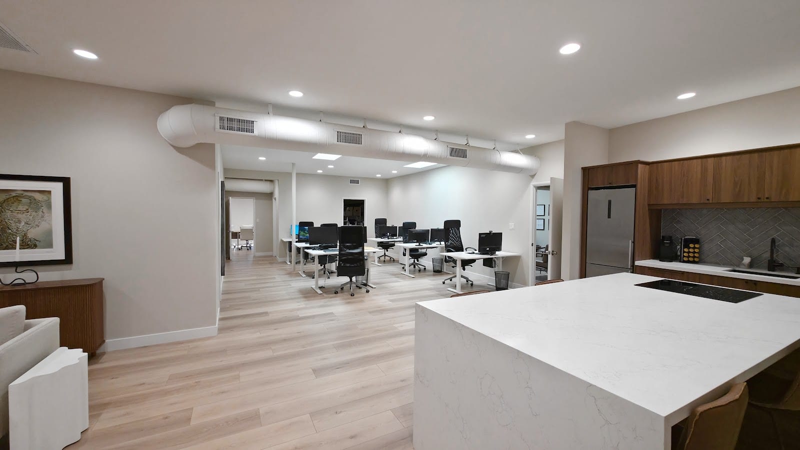 Service Star Realty, photo 2