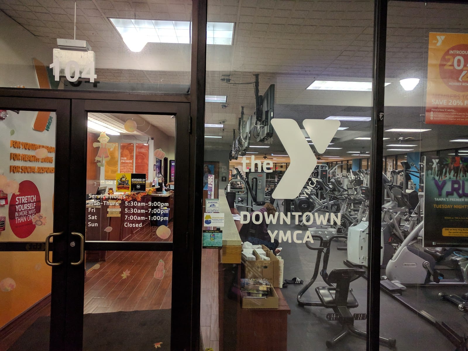 Downtown YMCA Fort Brooke, photo 3