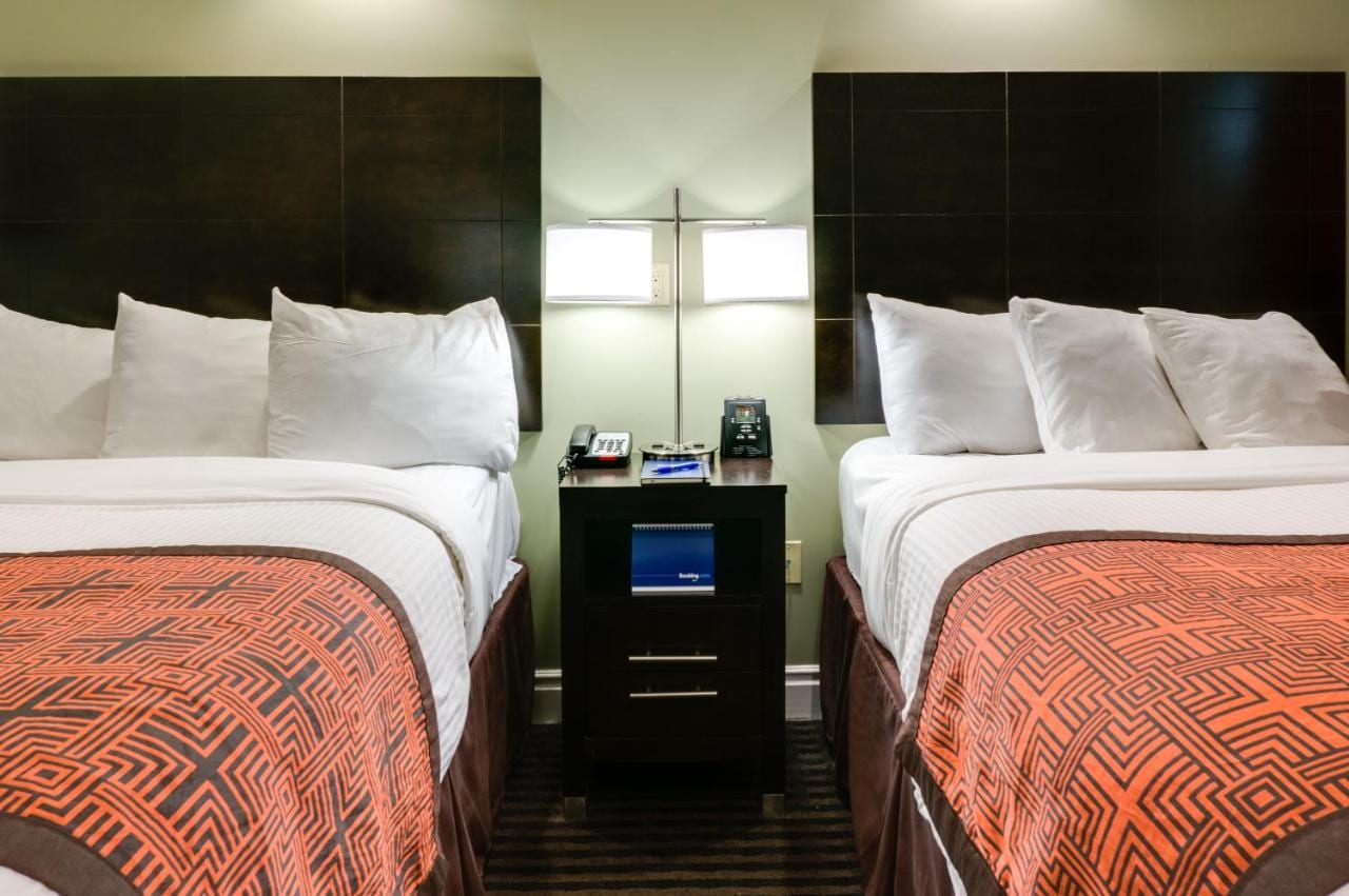 Marina Inn