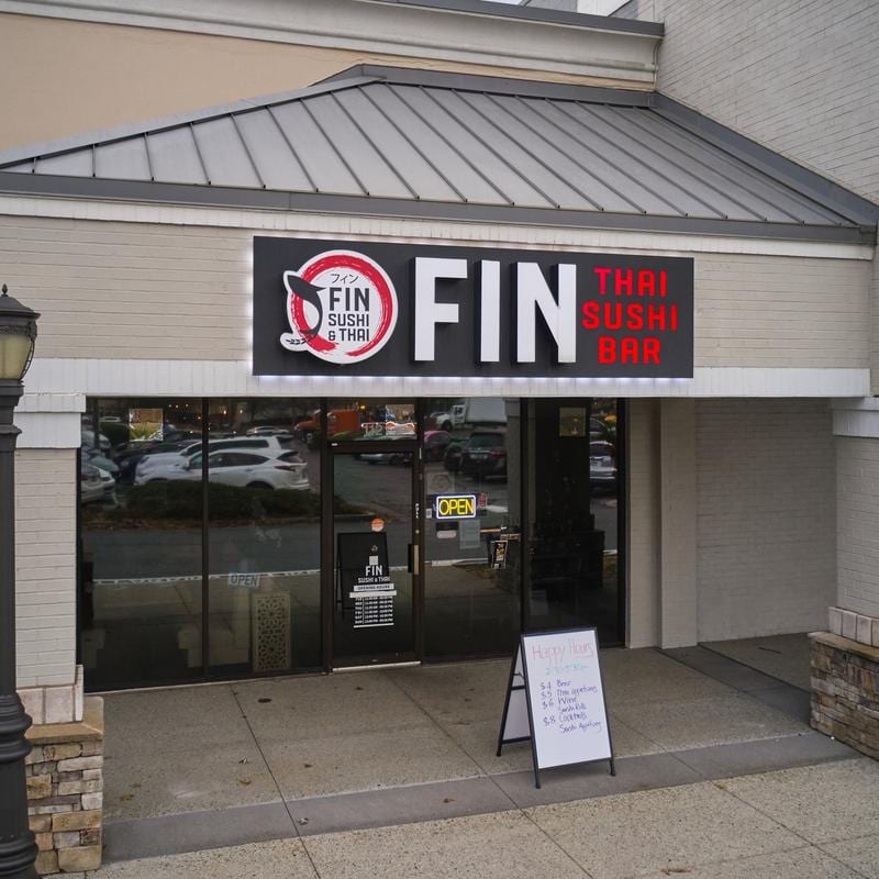 FIN Sushi Thai Johns Creek