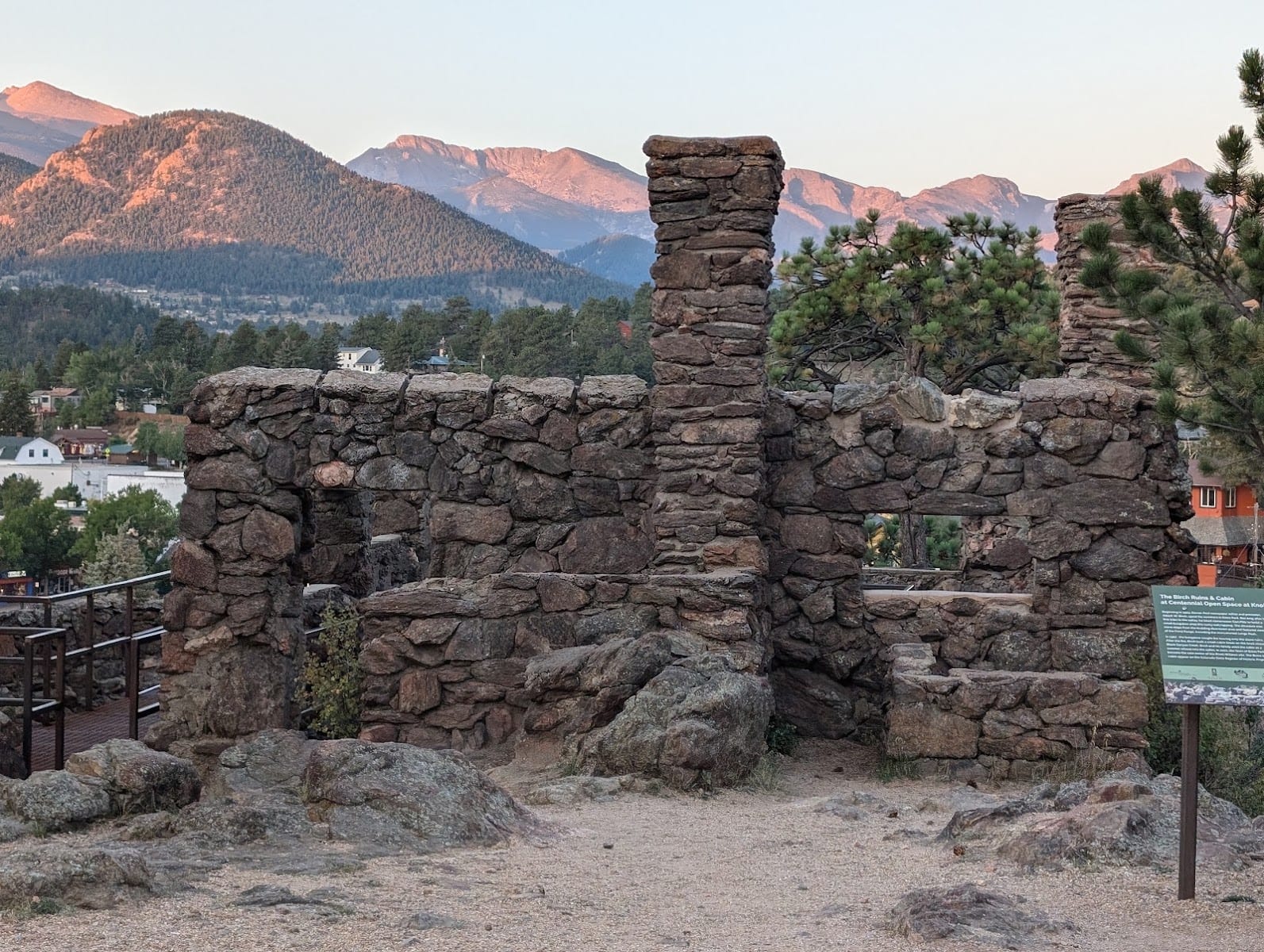 Knoll Willows Trail Head