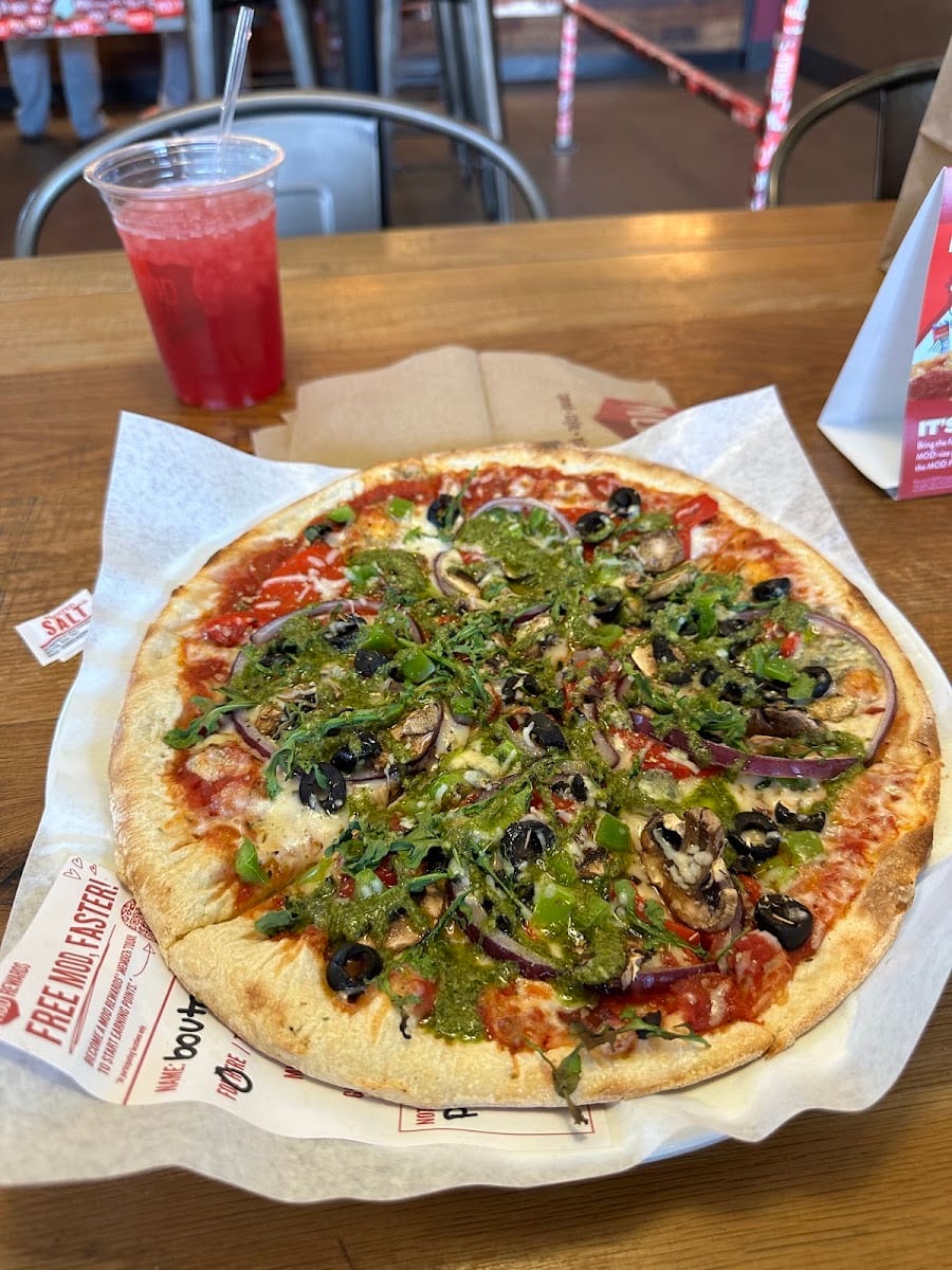 MOD Pizza, photo 4