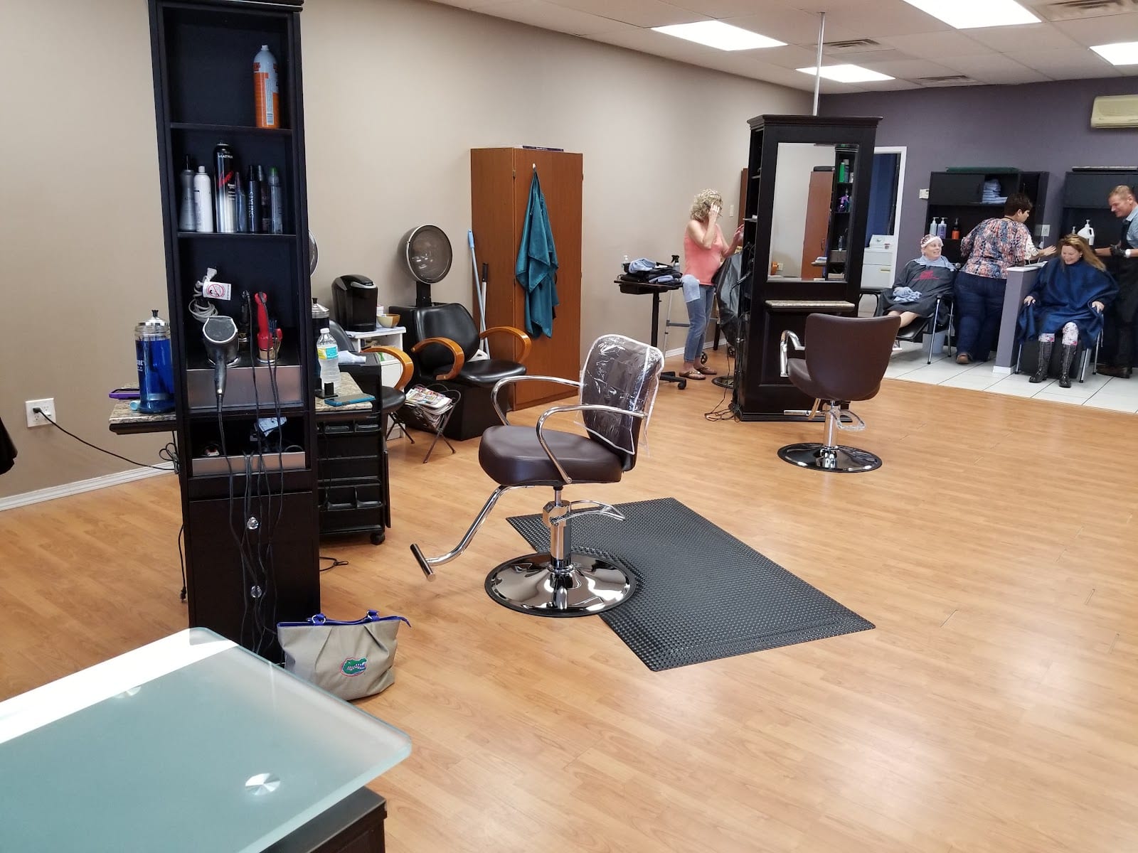 MC Styles Salon