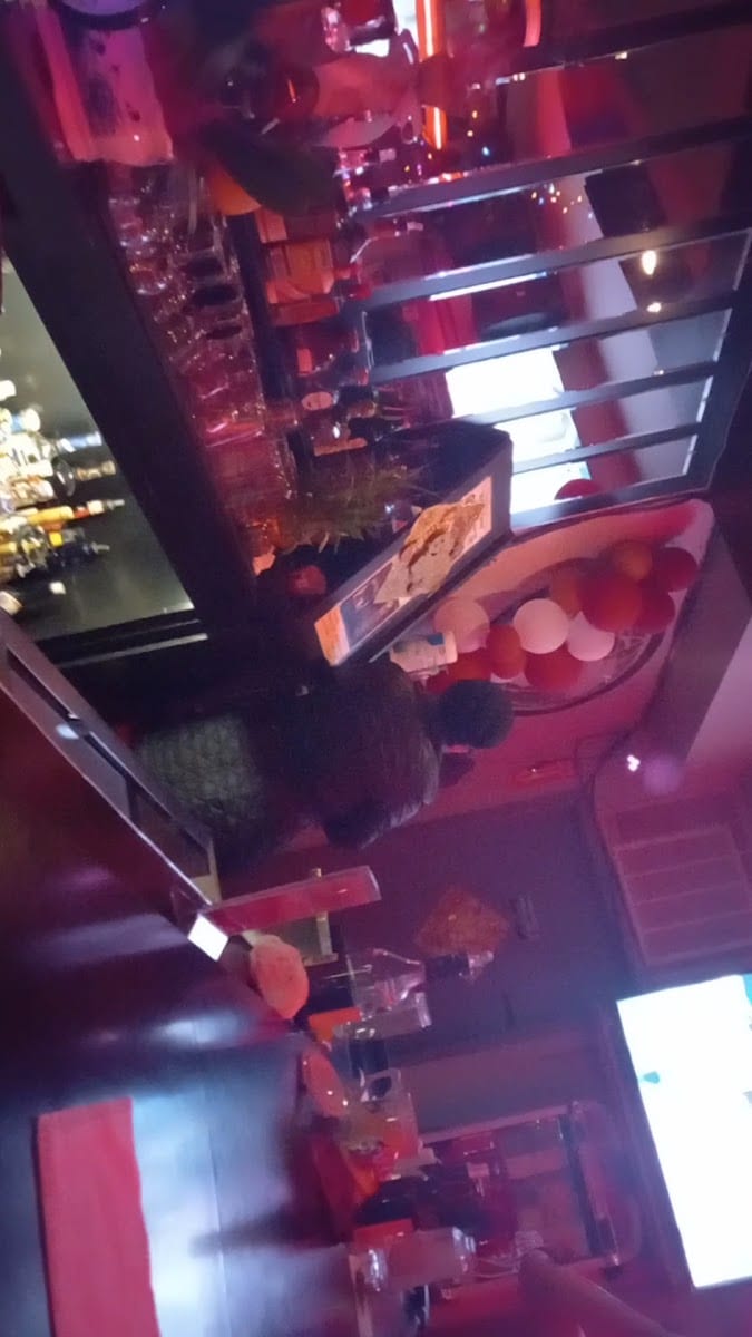 Bow Bow Cocktail Lounge, photo 2