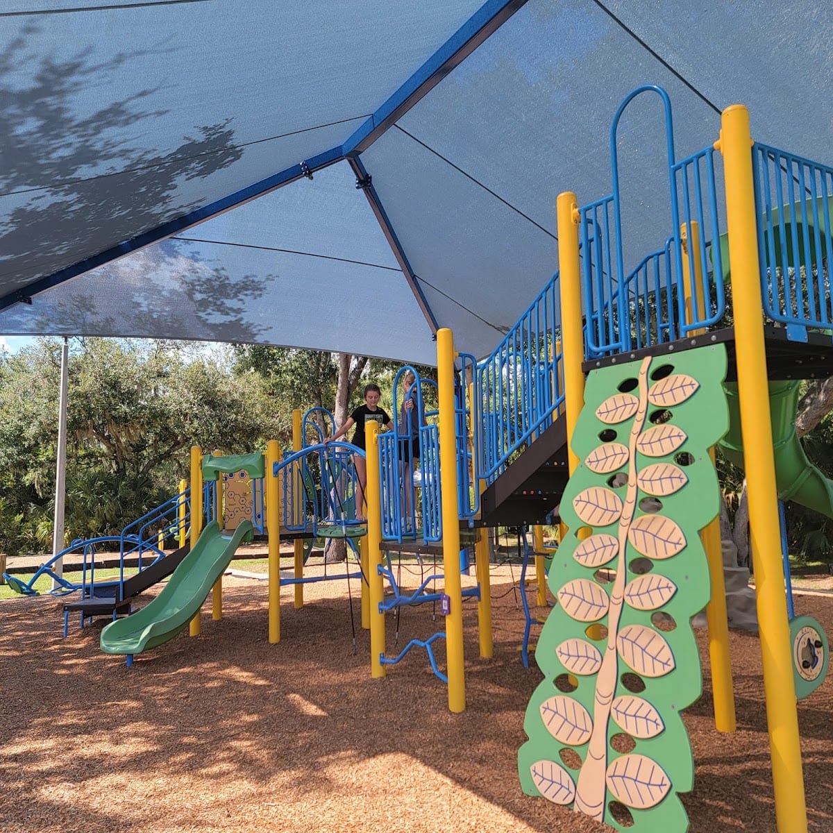 COVID-19 vaccine location - Harold Avenue Regional Park Recreation Center