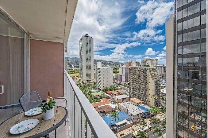 Ohia Waikiki Studio Suites, photo 4