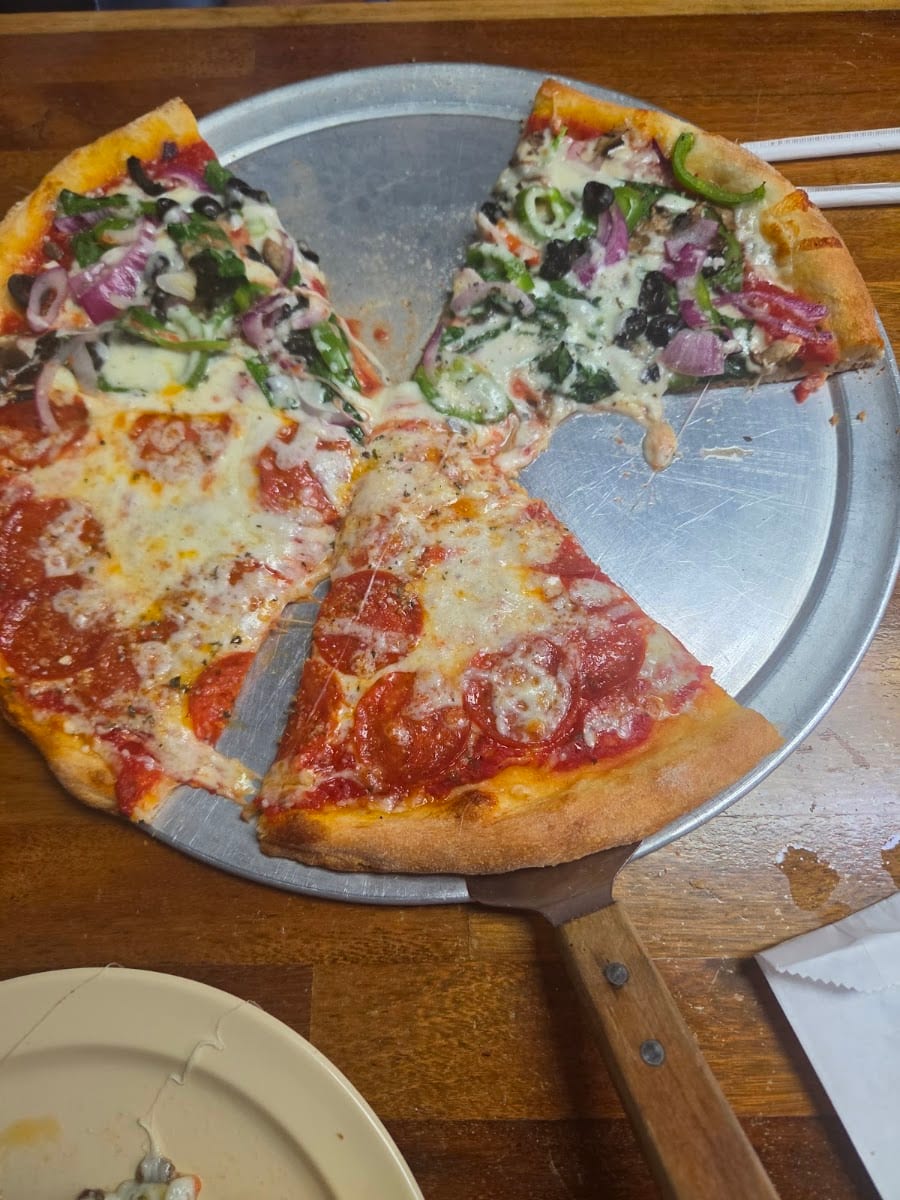 Nino’s Pizza, photo 4