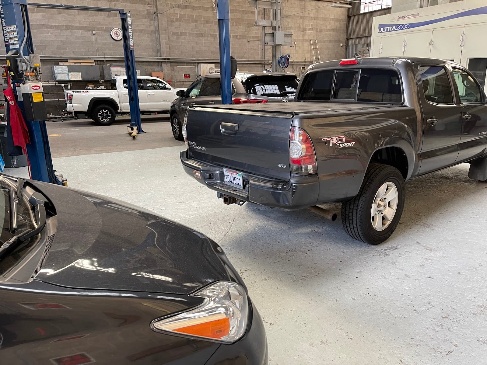 Timeless Auto Body, photo 3