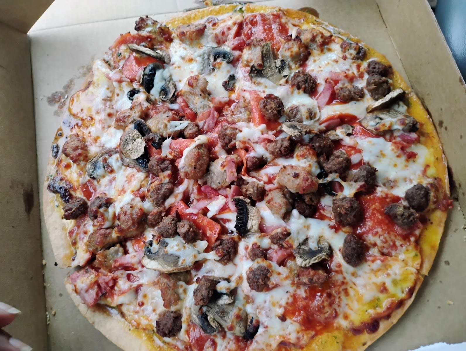 Hungry Howie's Pizza & Subs
