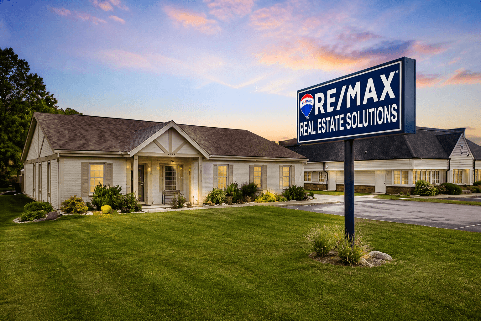 RE/MAX Real Estate Solutions