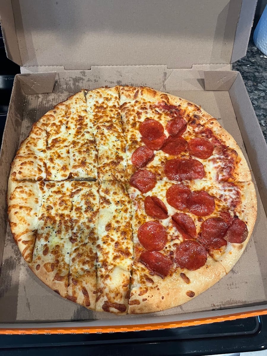 Little Caesars Pizza, photo 2