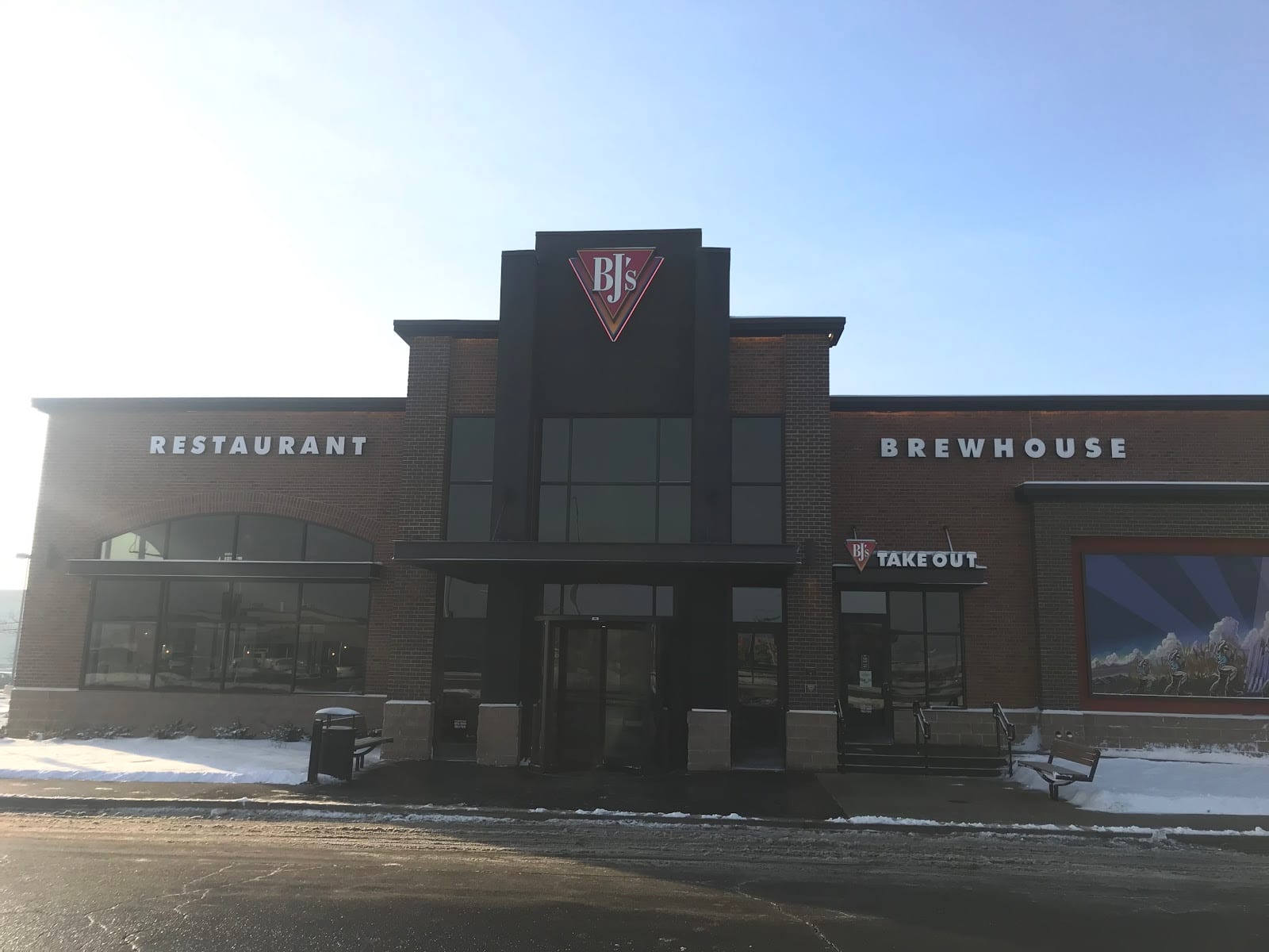 BJ's Restaurant & Brewhouse, photo 2