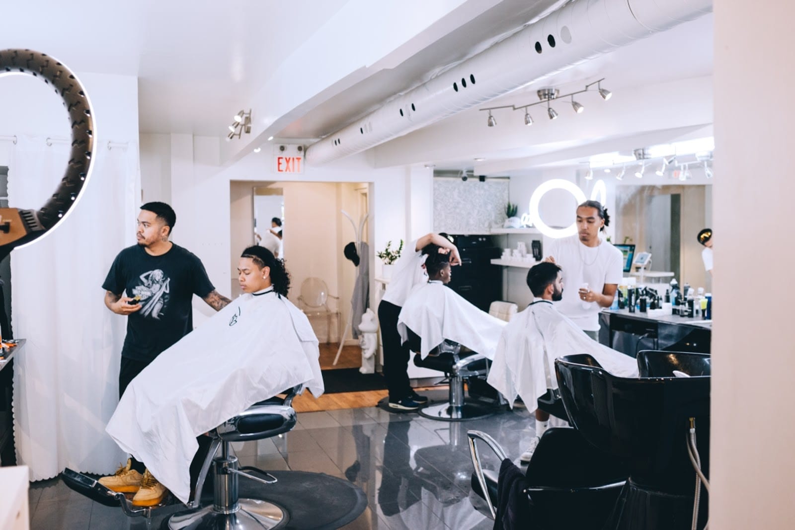 Creation Toronto Barbershop & Hair Studio, photo 2