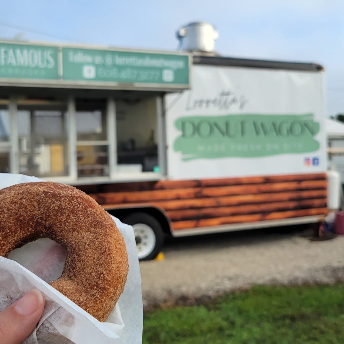 Lorretta's Donut Wagon, photo 2
