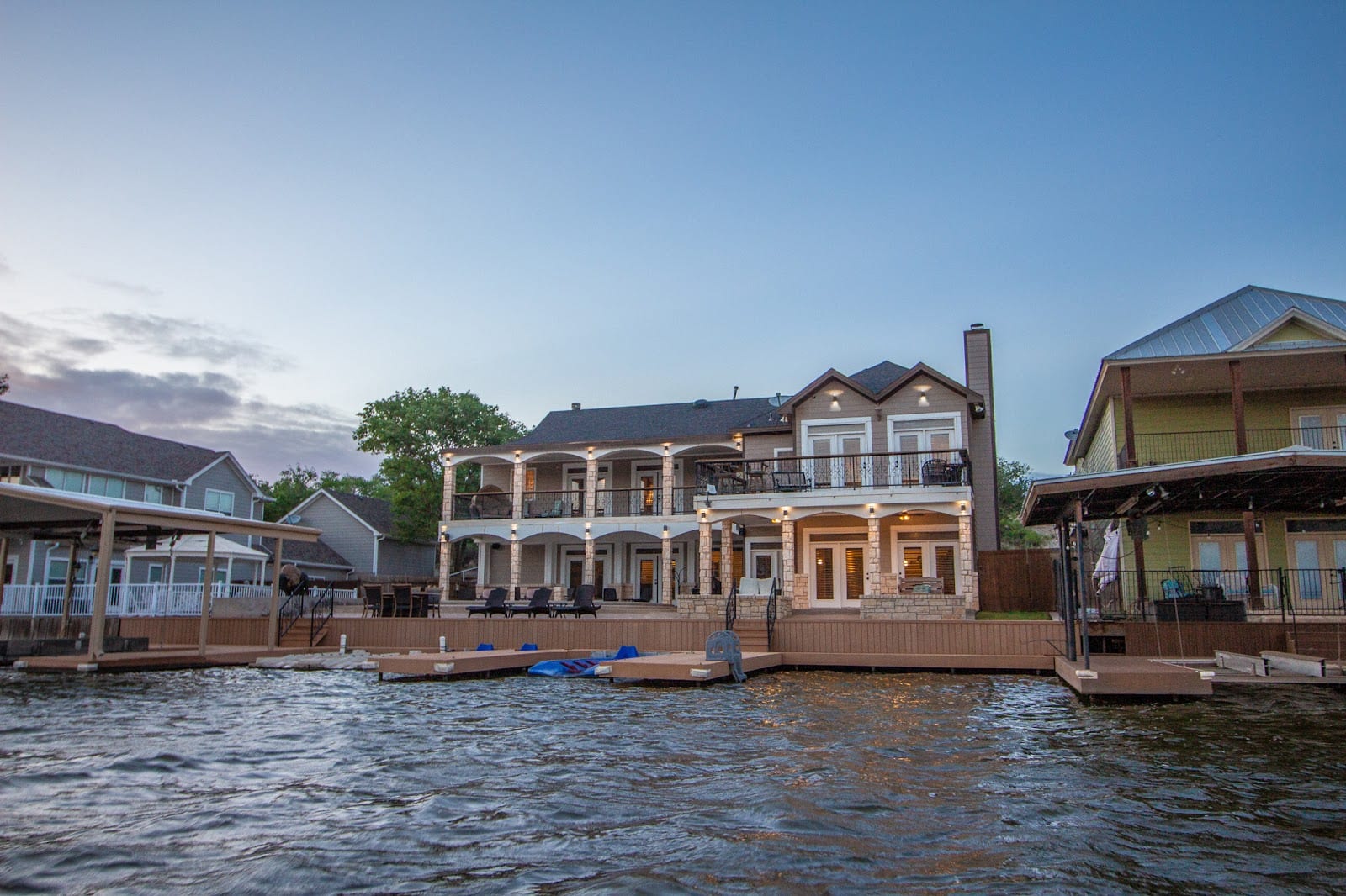 Taylor Stephens – Lubbock TX Realtor | Lubbock Listing & Lake Expert