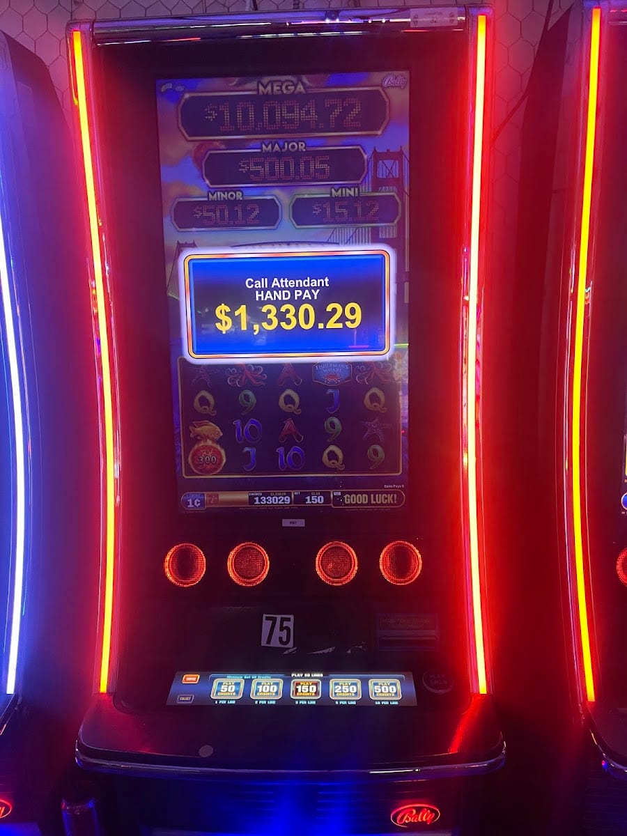 The Curve ENTERTAINMENT GAME ROOM