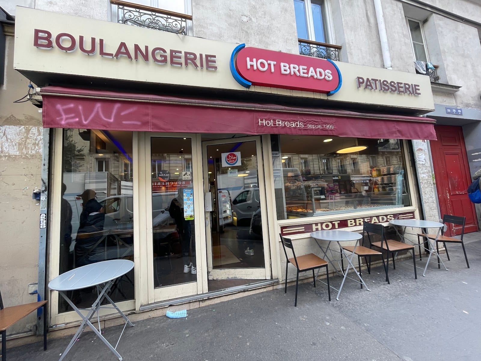 Hot Breads Paris